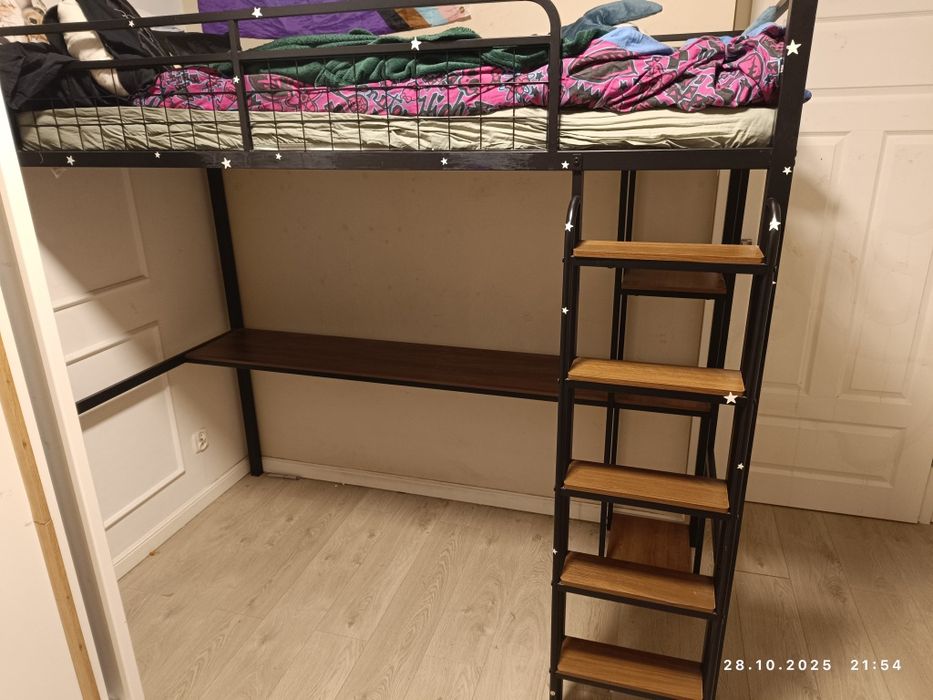 rama lóżka piętrowego z biurkiem