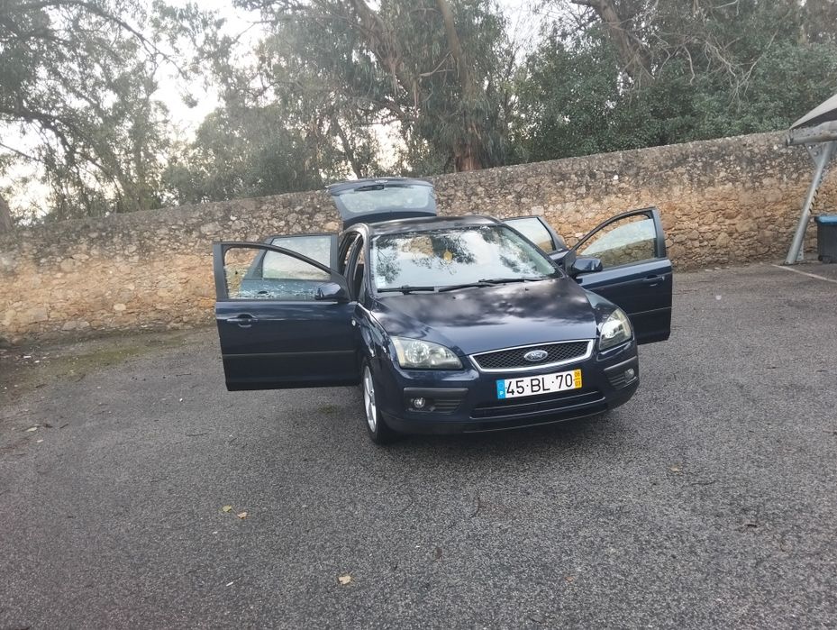 Ford focus 1.6tdci
1.6tdci 90cv 
Carrinha muito nova sem nada a fazer