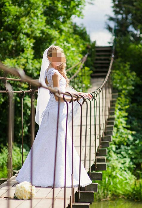 Весільна сукня