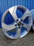 FELGI ALUMINIOWE 5x114 R17 7J ET40 NISSAN JUKE LEAF QASHQAI XTRAIL TOWNSTAR NV200 DACIA