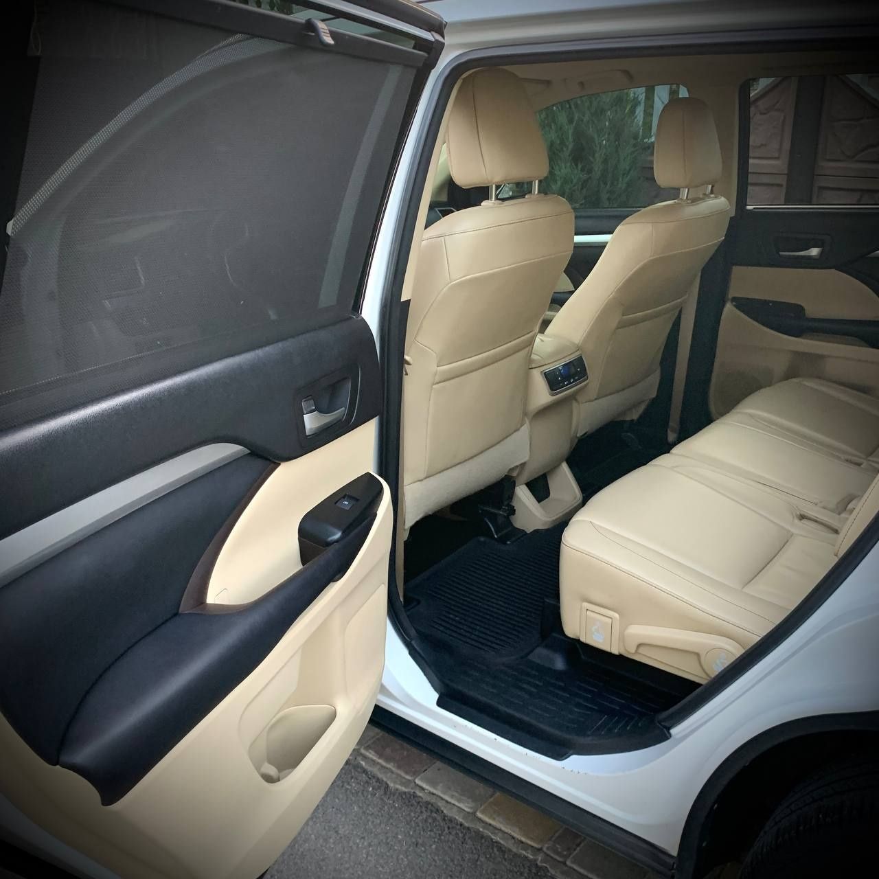 Toyota Highlander XLE 2016 3.5