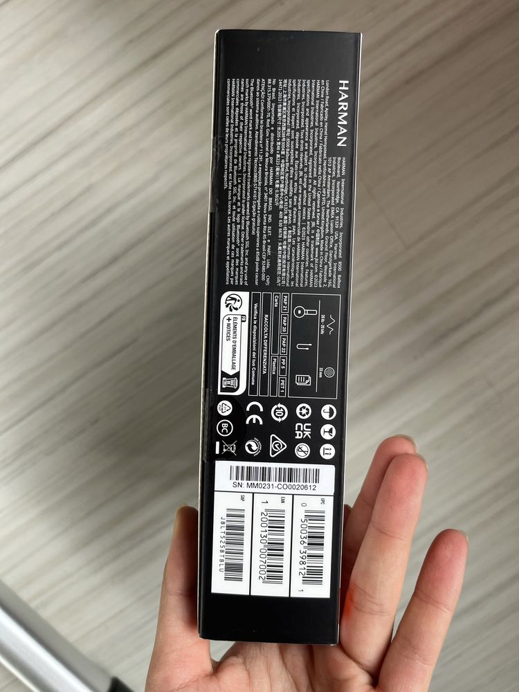 JBL Tune 525BT granatowe sluchawki bezprzeowowdowe nauszne