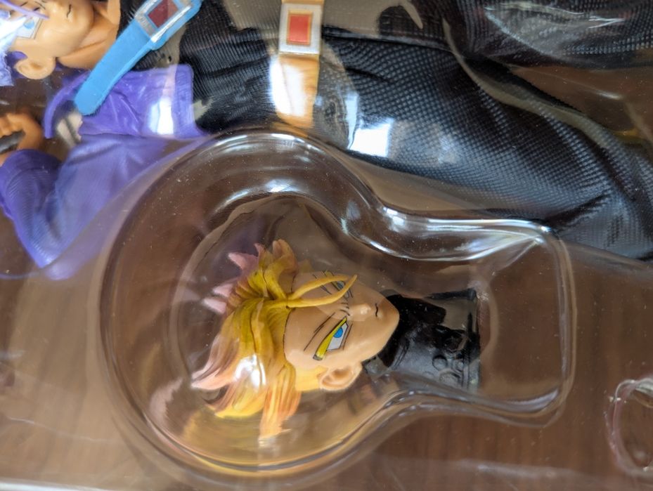 Dragon Ball Z figurka Trunks + pudełko