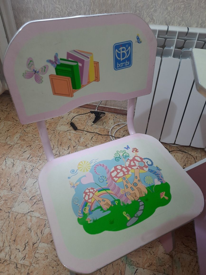 Стол стіл на виріст дитячий