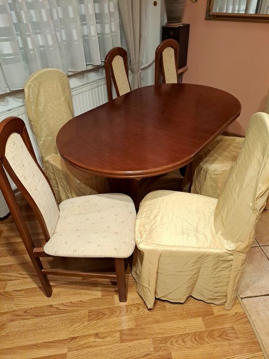 Sprzedam stół  + 6 krzeseł