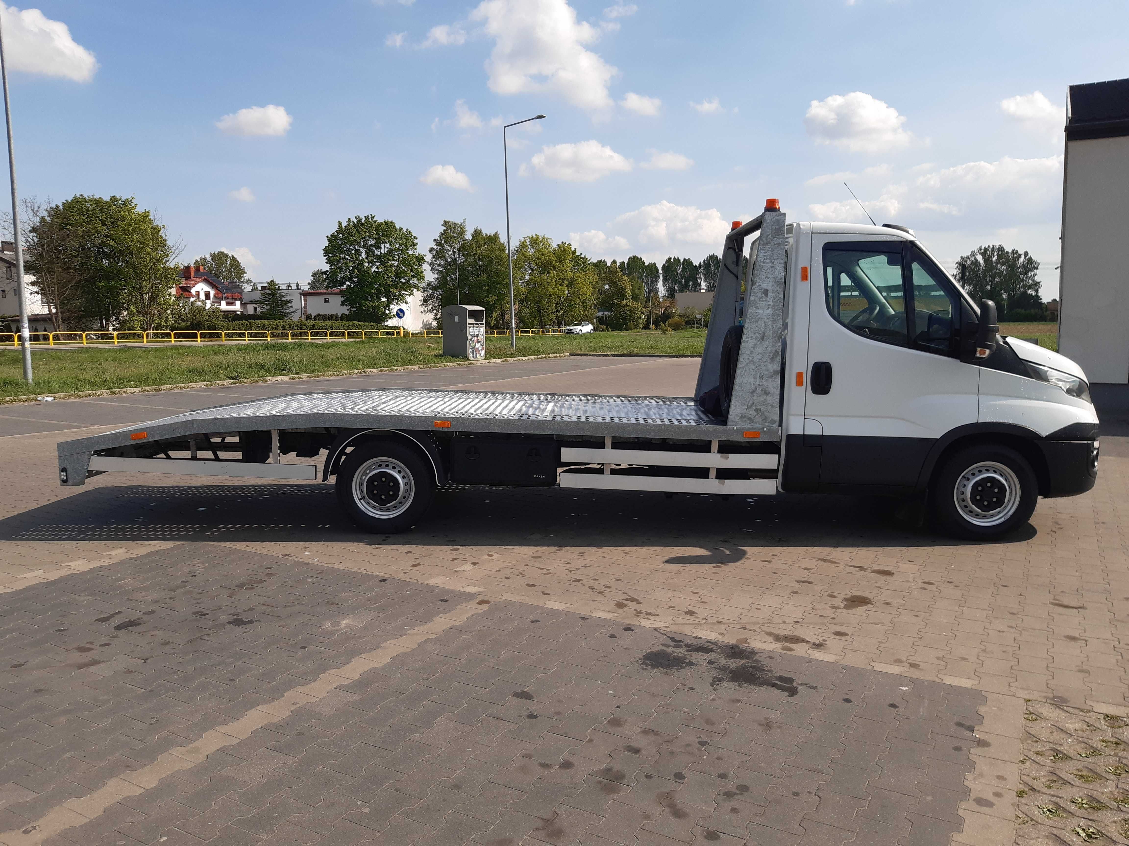 Autolaweta Iveco Daily 3.0 faktura laweta nowy najazd hak 3,5t Euro 6