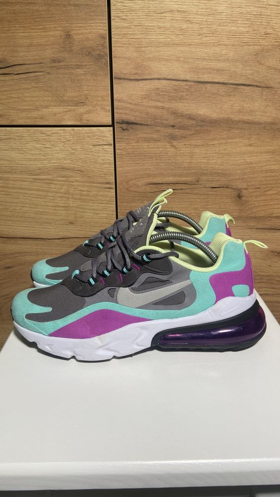 Кросівки Nike AIR MAX 270 REACT