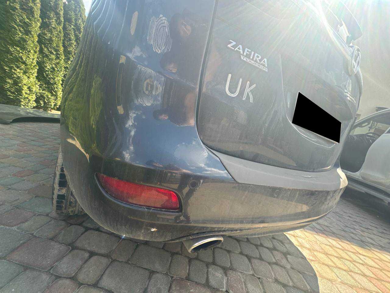 Задній Бампер в зборі до Opel Zafira C 2012-2016