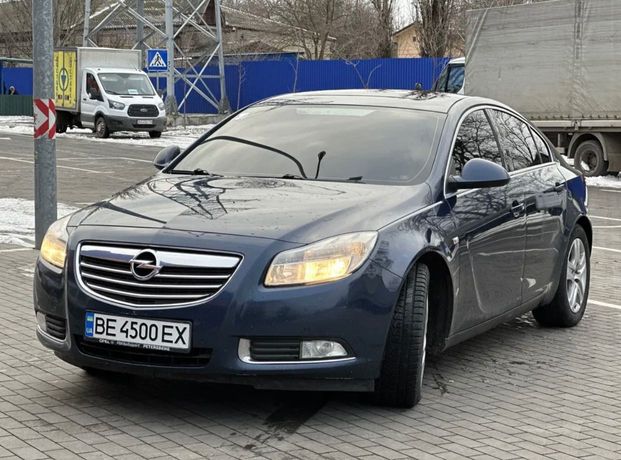 Opel Insignia 2.0 2011