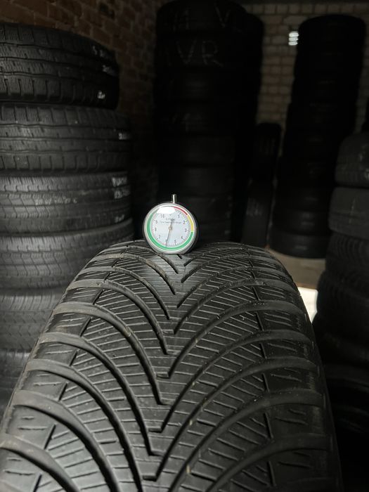 Шина зима б/у 215-50-R17 Kumho 2022 рік