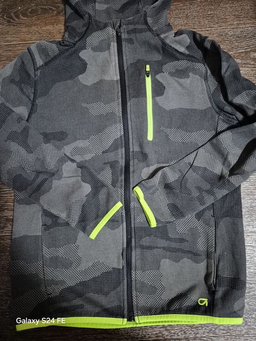 Кофта с капюшоном, мастерка комуфляжная рост 146