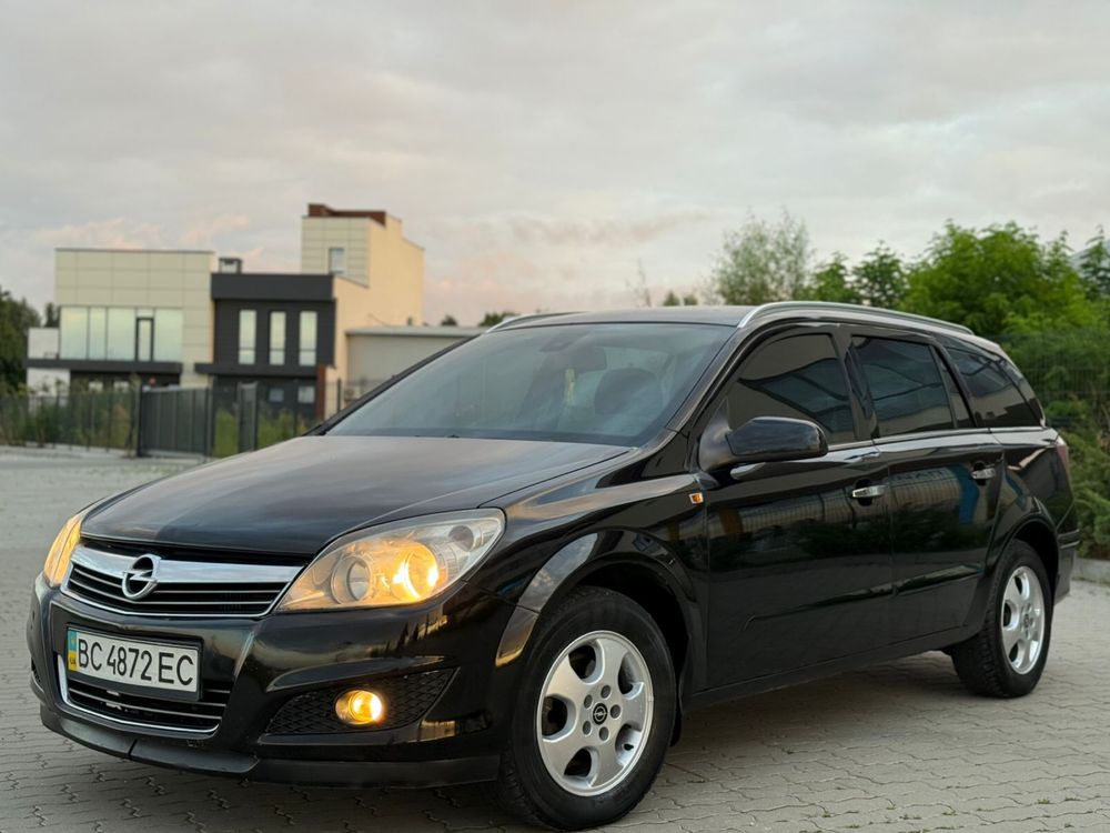 Opel Astra , у гарному стані