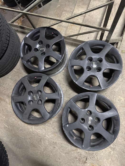 Легкосплавные диски R15 OZ ET37 7j 4х108 в хорошем состоянии