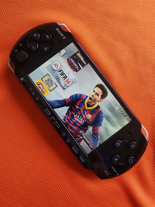 Sony PSP 3008 portable, 64gb +140 игр