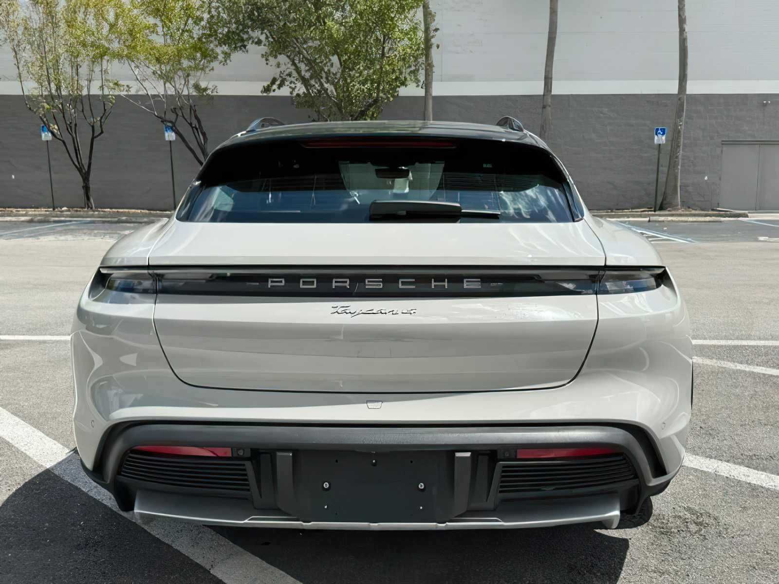 2022 Porsche Taycan