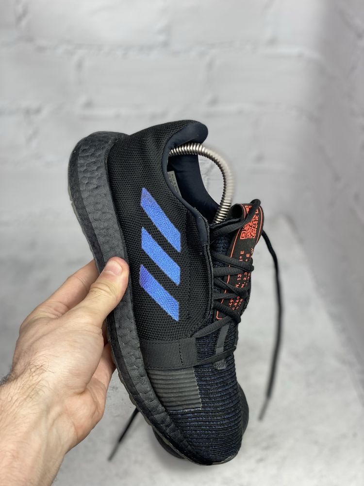 Жіночі спортивні кросівки Adidas 38p