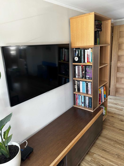 Sprzedam zestaw regał i szafka rtv Paged Linea