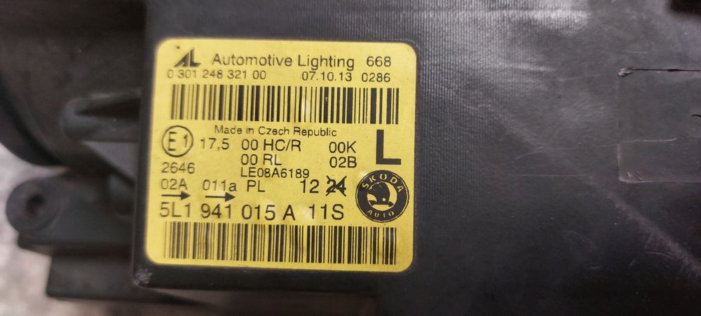 Фара ліва Škoda Yeti 2009–2013 (5L1 941 015 A 11S / 0 301 248 321 00)