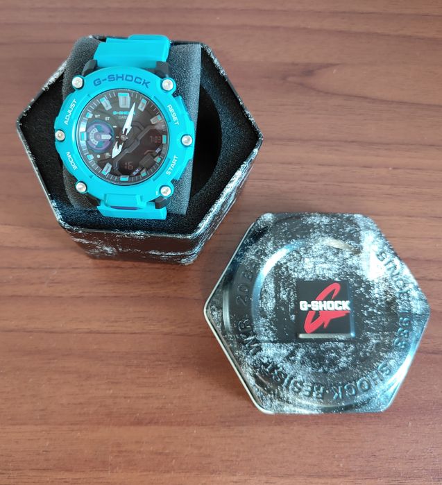 Чоловічий годинник CASIO G-Shock GA-2200-2AER
Чоловічий годинник CASIO