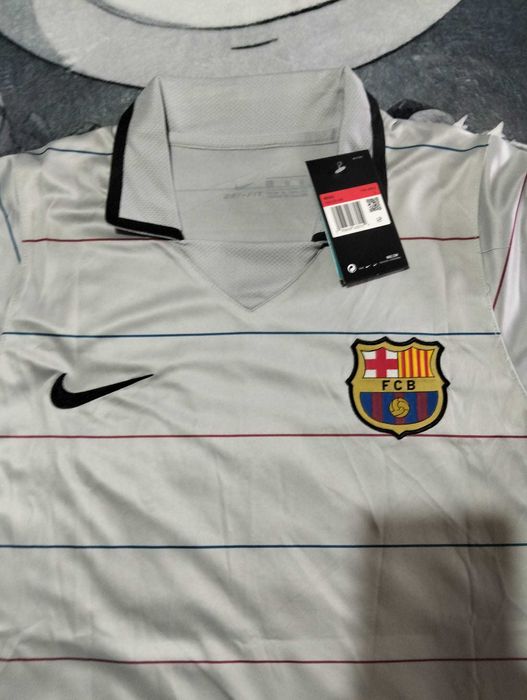 Camisola Barcelona Ronaldinho 10 - Tamanho L