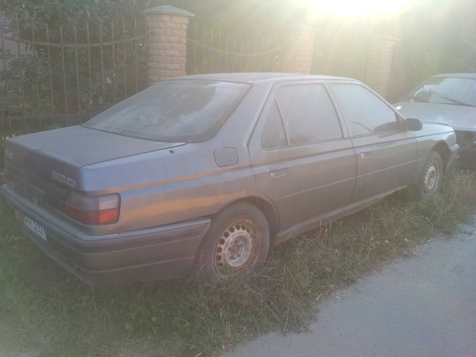 Продам Пежо 2 авто