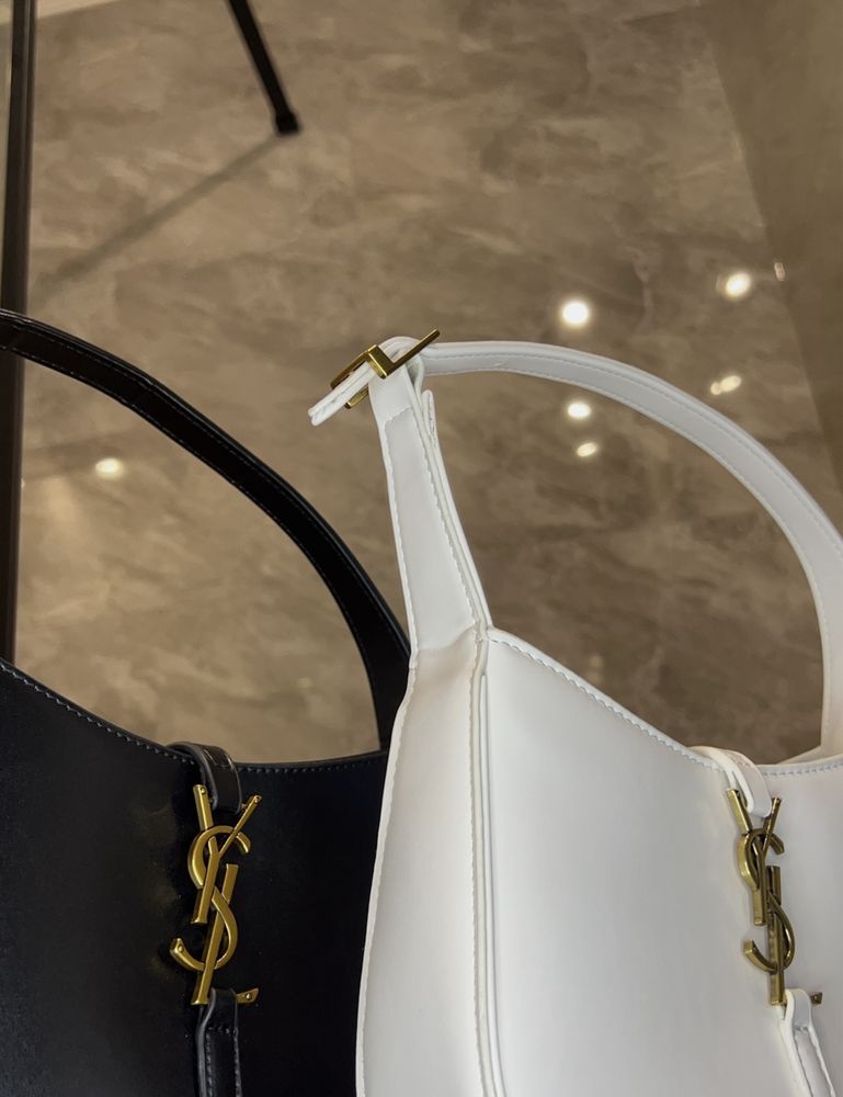 Новая кожаная женская сумочка Yves Saint Laurent Hobo