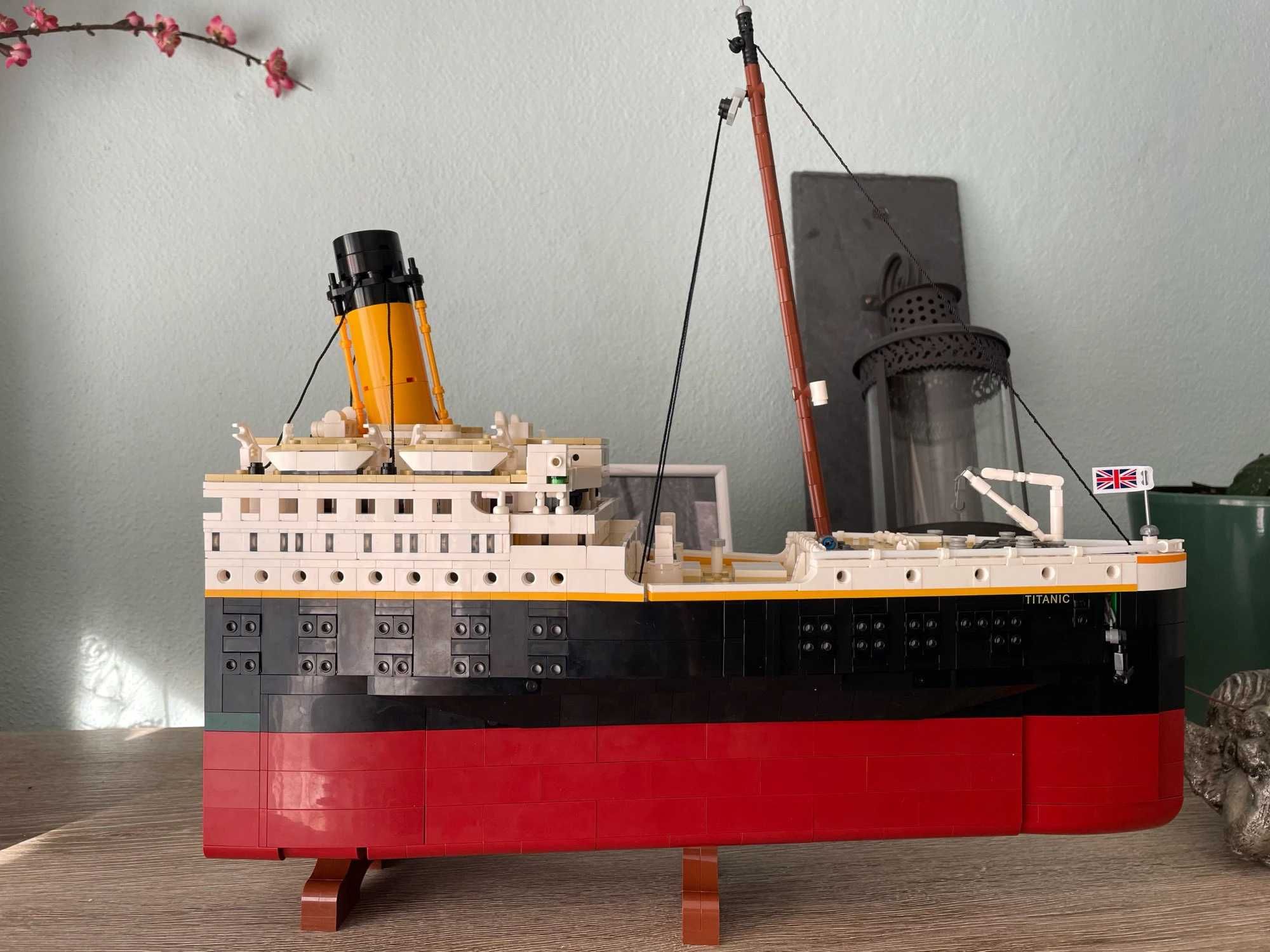 Titanic, 10294 - Klocki Creator + GRATIS