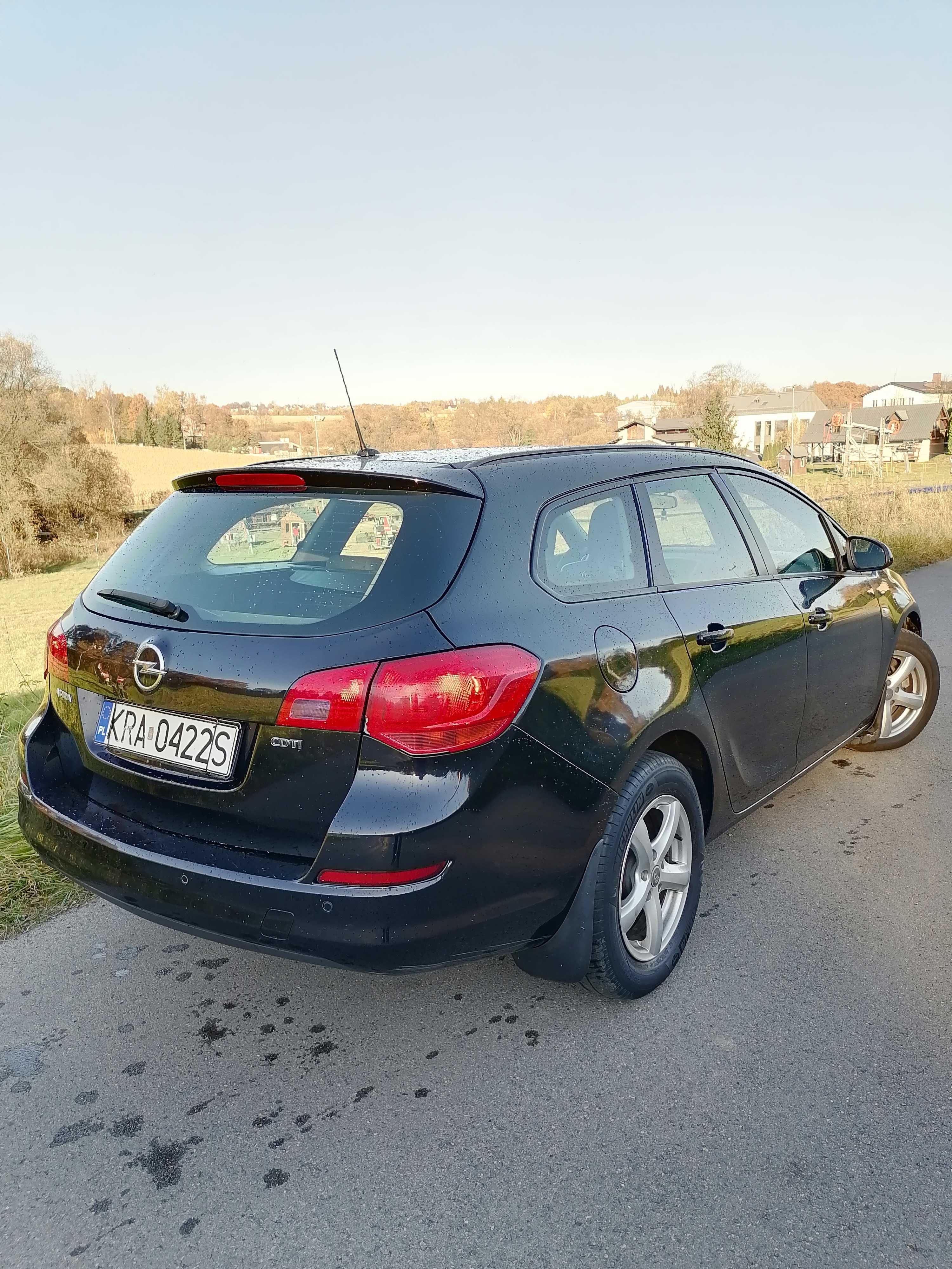 Opel Astra Sports Tourer Kombi 1,7 CTDI