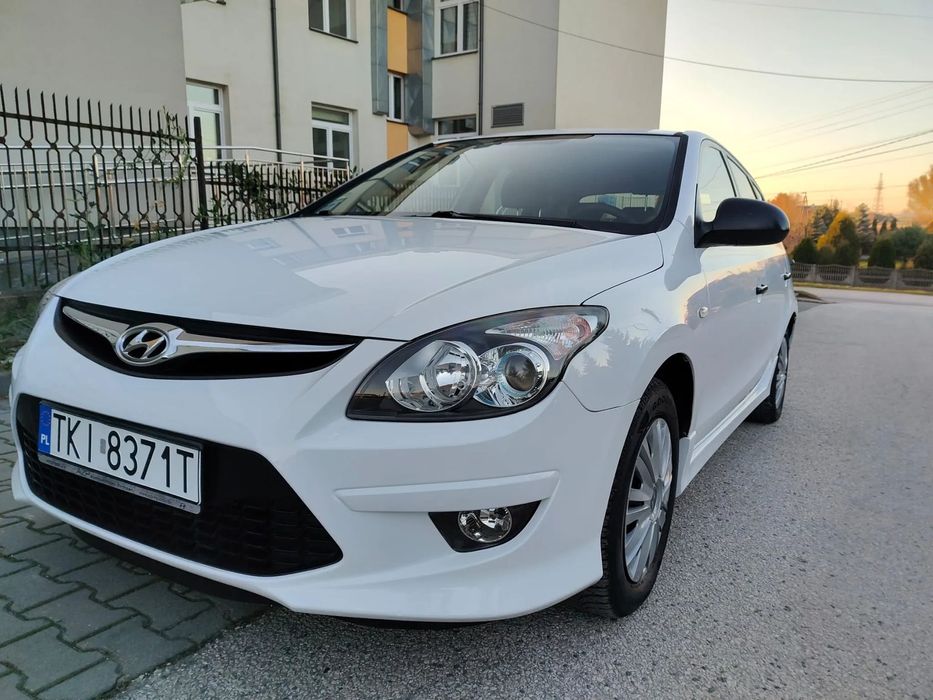 Hyundai I30 w orygialnym lakierze sprowadzony zarejestrowany