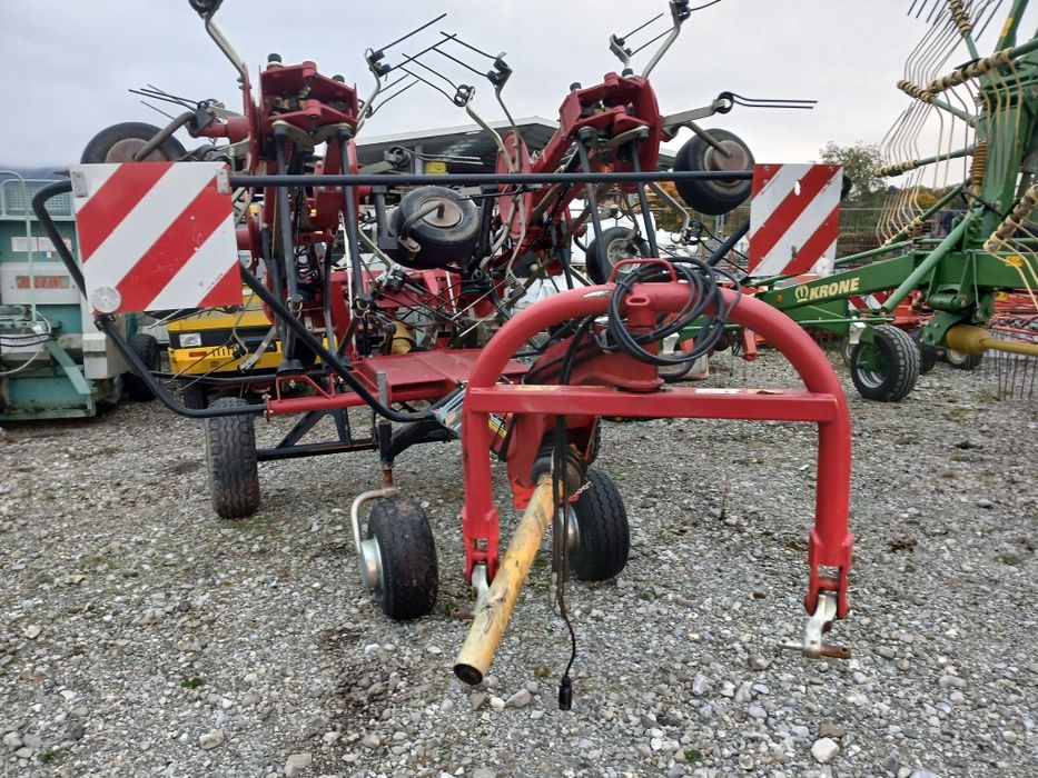 Przetrząsarka karuzelowa FELLA