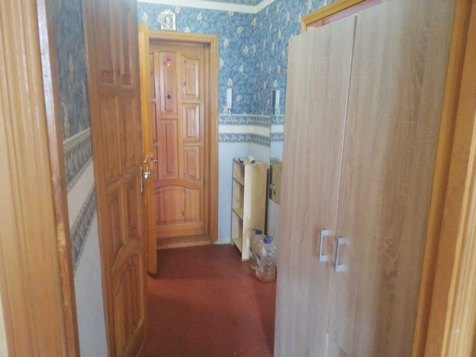 (7) Продаж 1 к. квартири на О. Антонова (4532)