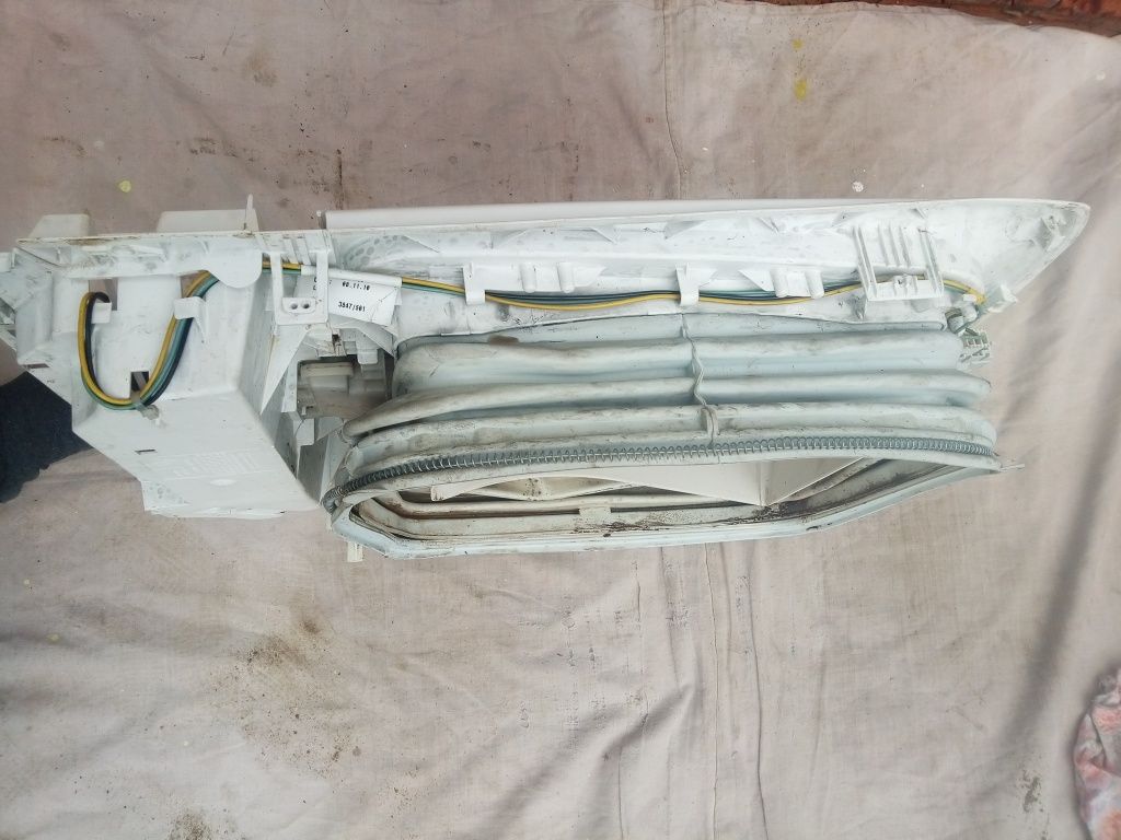 верхняя часть пластикового корпуса стиральной машинки Bosch WOR 20152