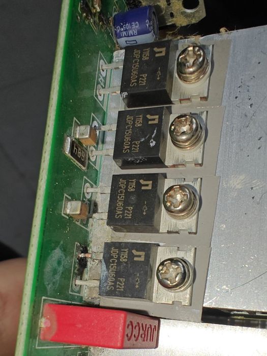 Ремонт зарядних станцій Ecoflow, Anker, Jacker, Bluetti та інші