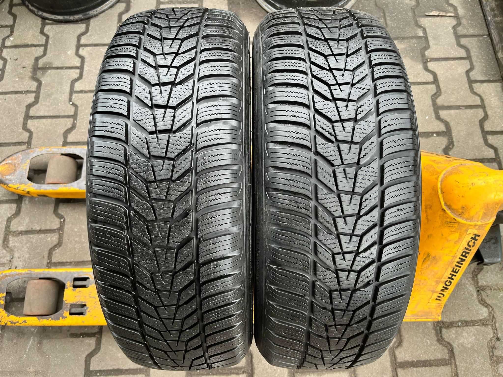 Opony zimowe 2x 225/50 R18 Hankook Winter evo3 7.3 mm #3615