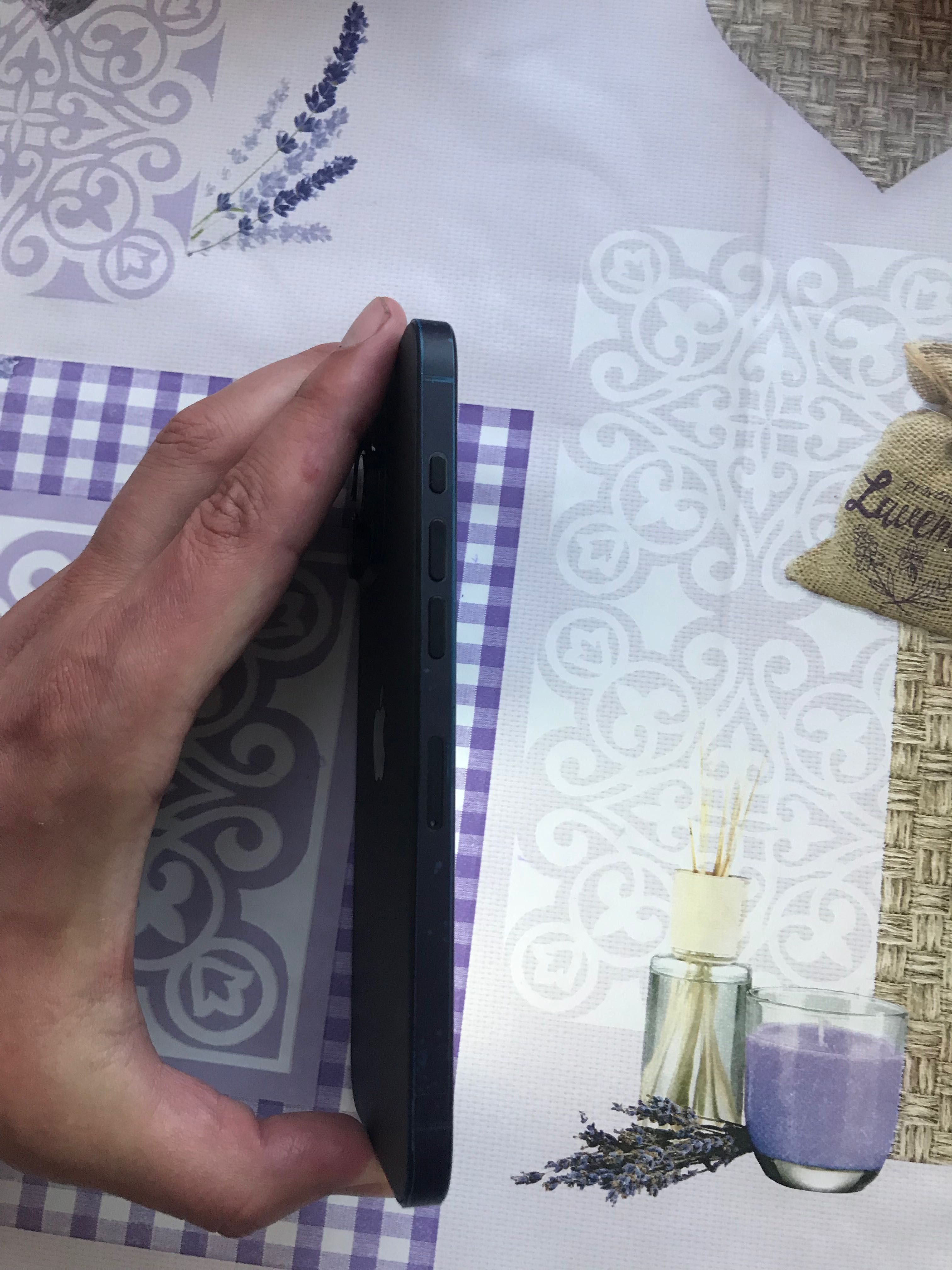 Продам IPhone 16 pro max