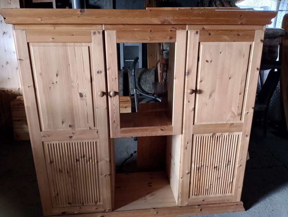 Szafa sosnowa zapraszam