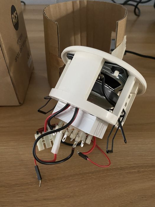 Amplificador RCF AM 1064