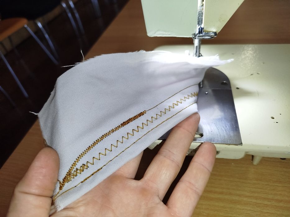 Máquina de costura refrey 254