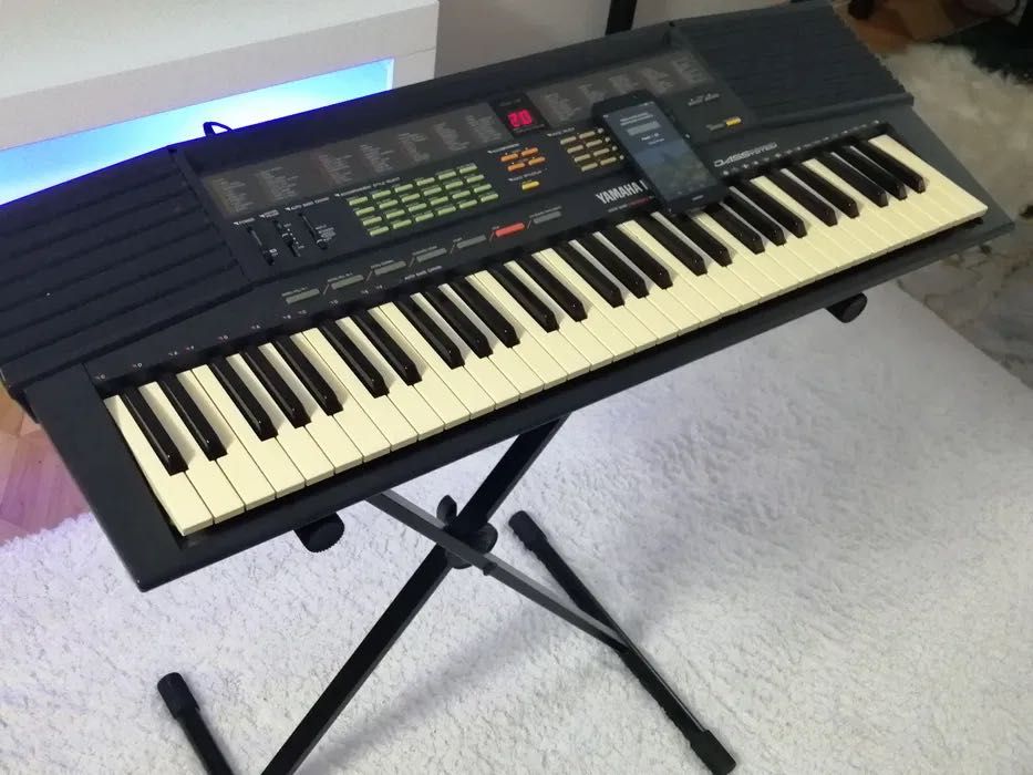 Keyboard Yamaha do nauki gry ze statywem MIDI klawiatura sterującą