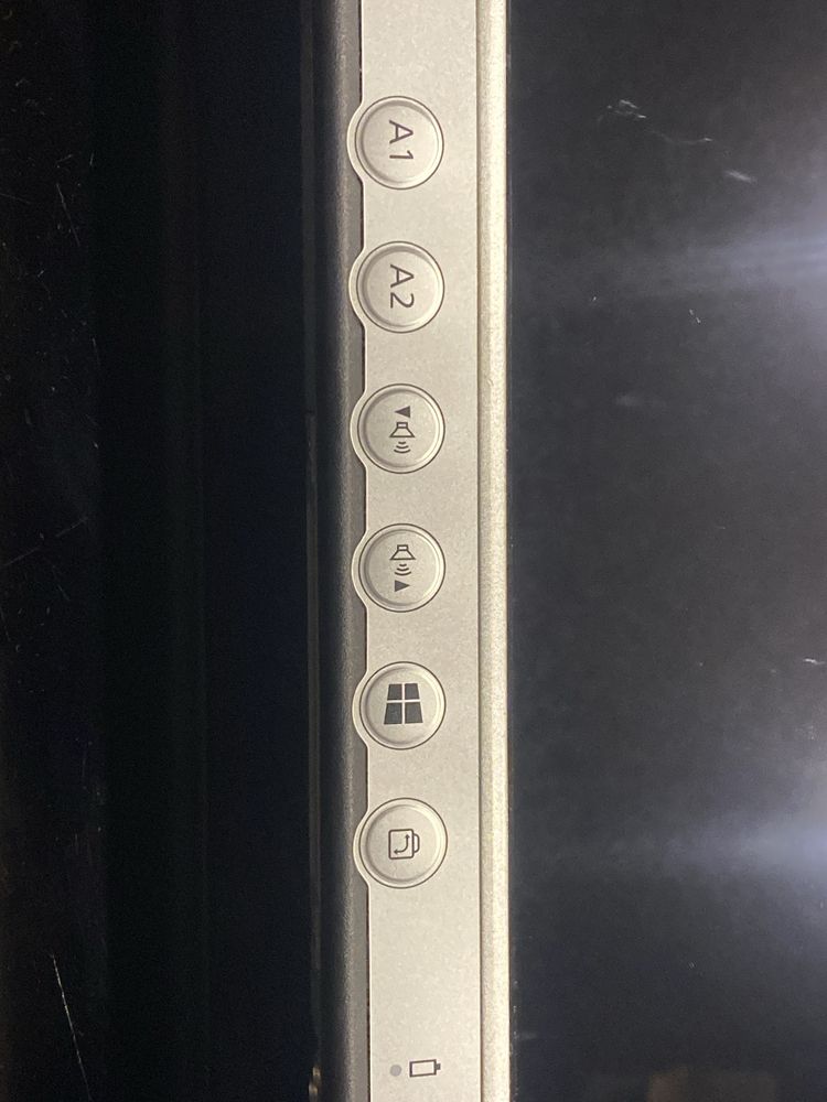 Pancerny tablet panasonic