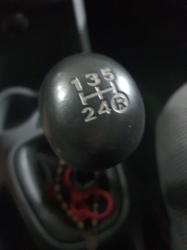 Peugeot 107 70cv 1.000 Nacional