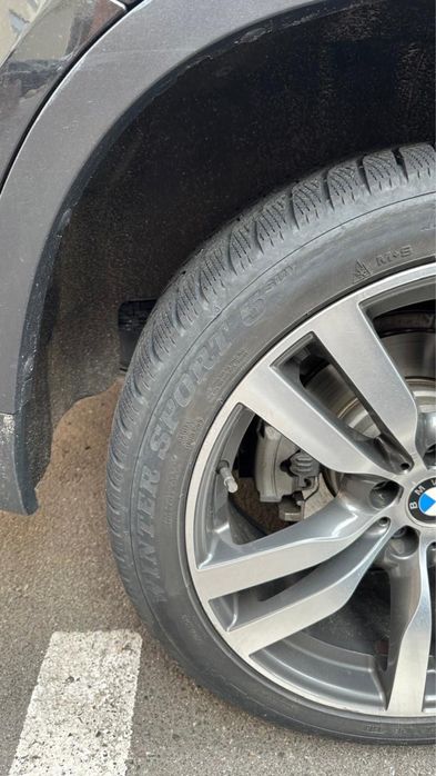 Продам резину Dunlop Winter Sport 275/40 R20, б/у в хорошем состоянии