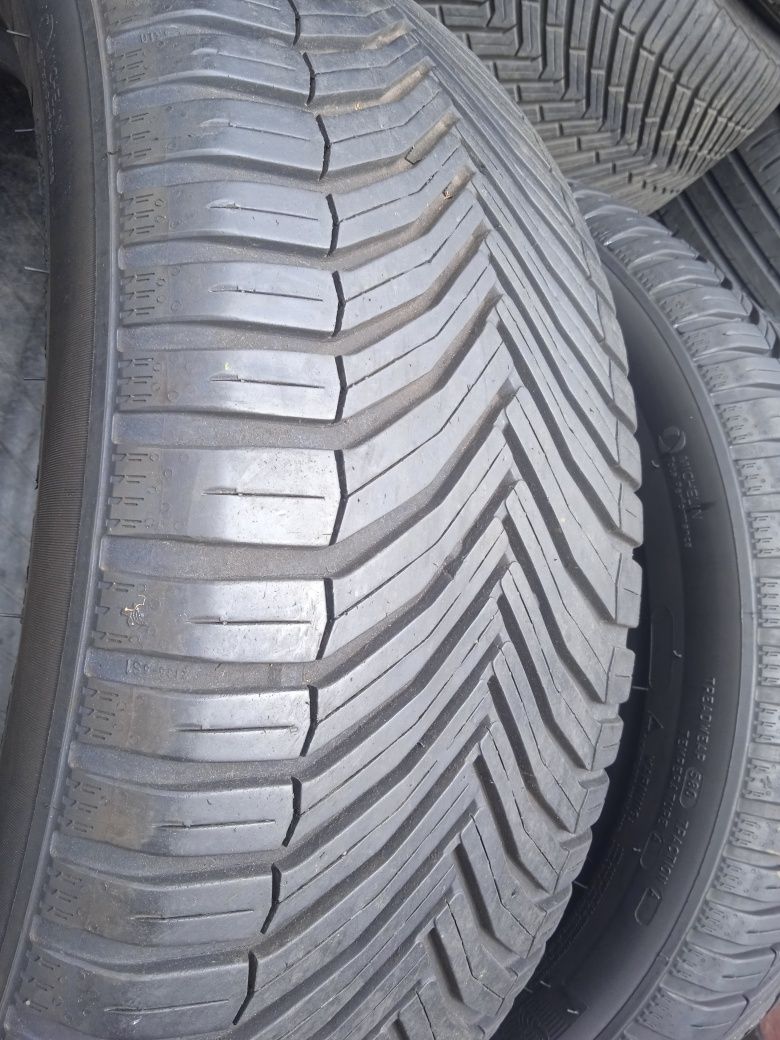 Резина всесезон 225.50.18 Michelin CrossClimat SUV,20p,6mm, Spain.
