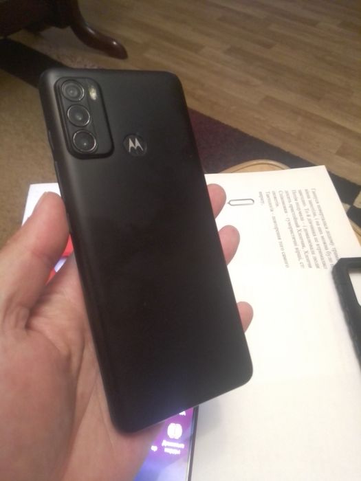 Samsung A30 в хорошем состоянии.