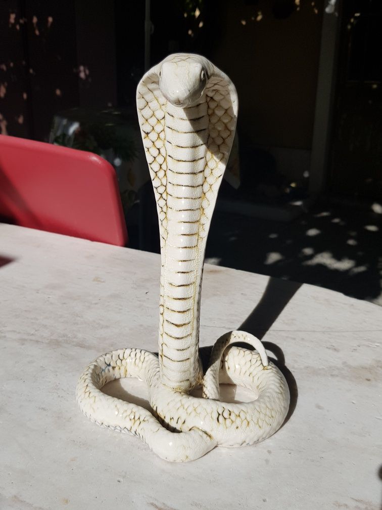 Estátua de serpente / cobra