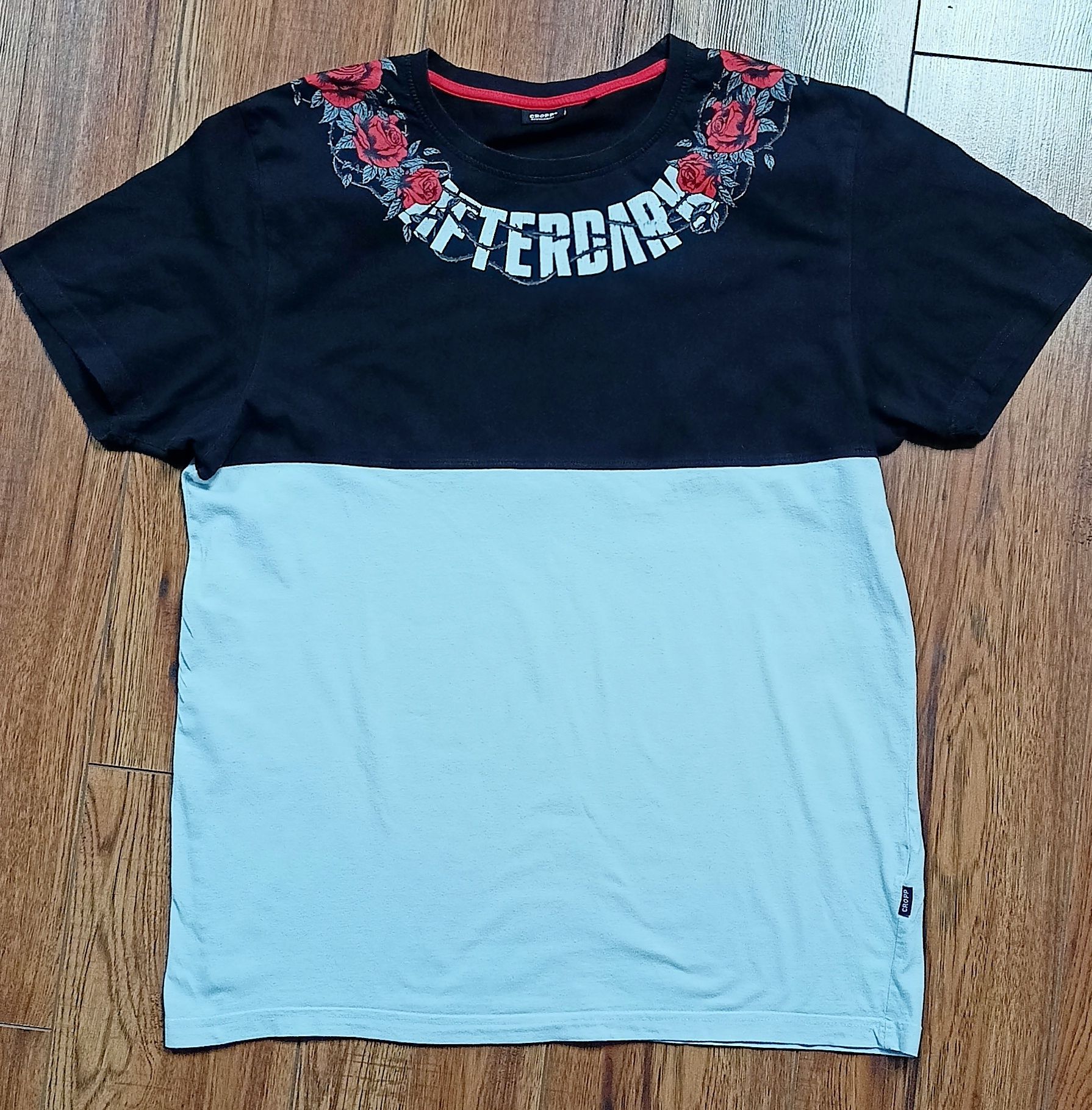 T-shirt CROPP r.XXL After Dark róże czarno-biały krótki rękaw