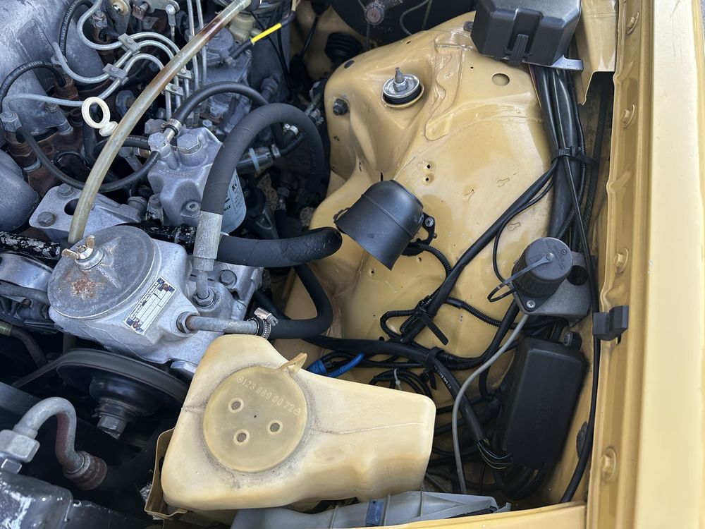 Продам Mercedes 300TD Turbodiesel (W123)