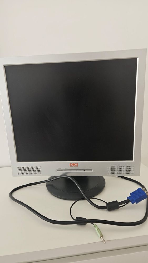 Monitor de Computador OKI