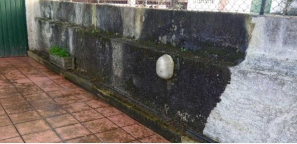 Limpeza / Lavagem de telhados, fachadas, muros, terraços e passeios