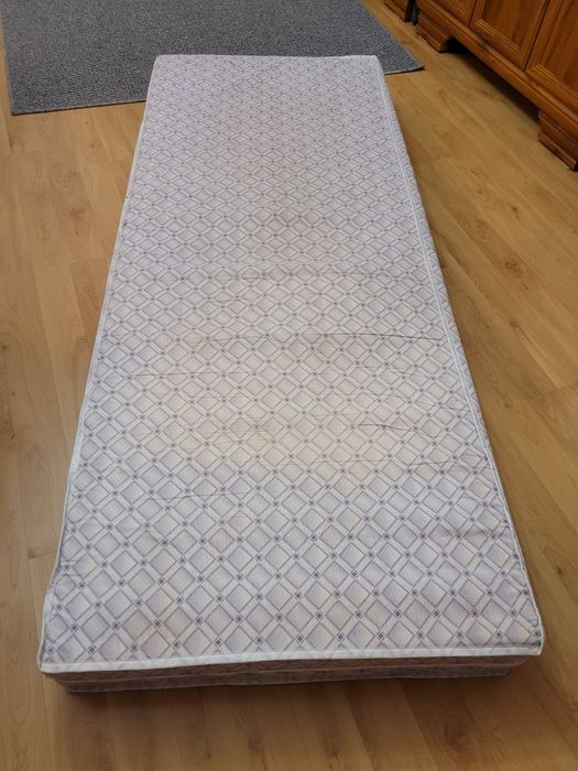 Materac sprężynowy